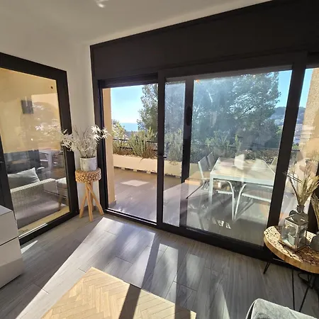 Con Gran Terraza Chill-out Cerca De La Playa *