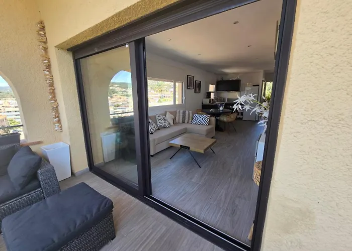 Con Gran Terraza Chill-out Cerca De La Playa *